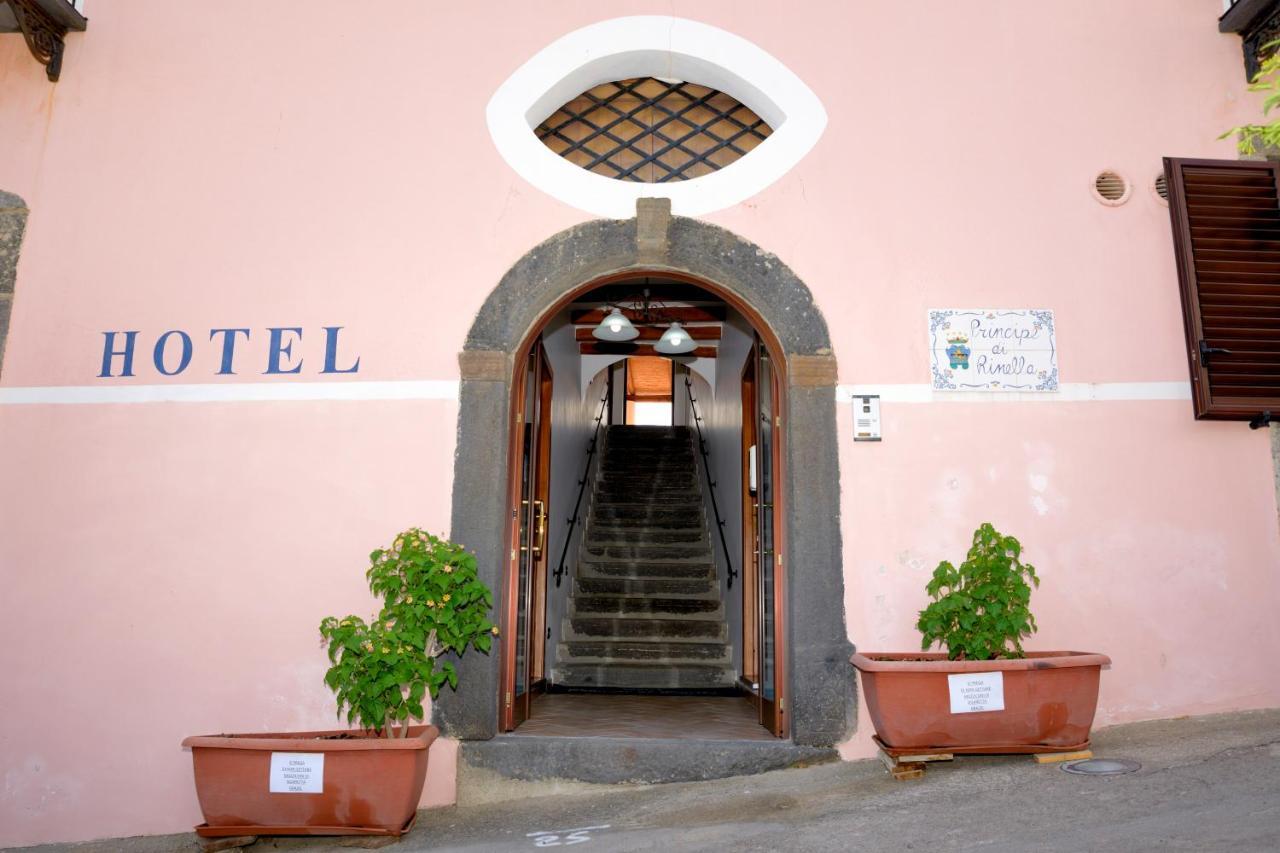 Hotel Principe Di Rinella Leni Exteriör bild